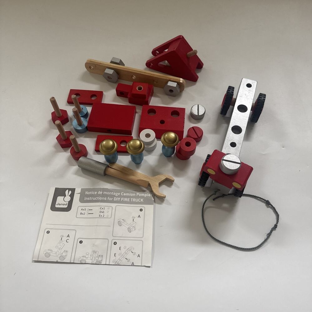 Rare Janod of France‎ Wooden Fire Truck & Firefighters Building Toy READ